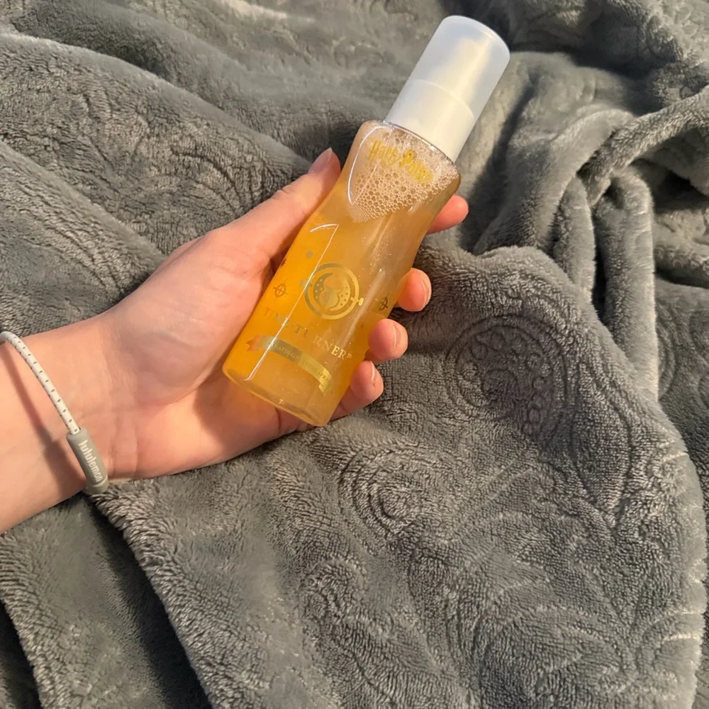Harry Potter Profusion Cosmetics Time-Turner setting spray